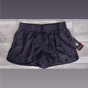 Spyder Active Women’s Size XL Athletic Black Shorts High Rise Pockets New W/ Tag